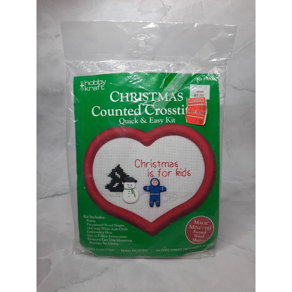 1988 Hobby Kraft Christmas Counted Cross Stitch Kit w/Heart Shaped Frame